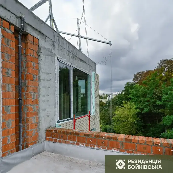 робота з покрівлею (жовтень 2025)