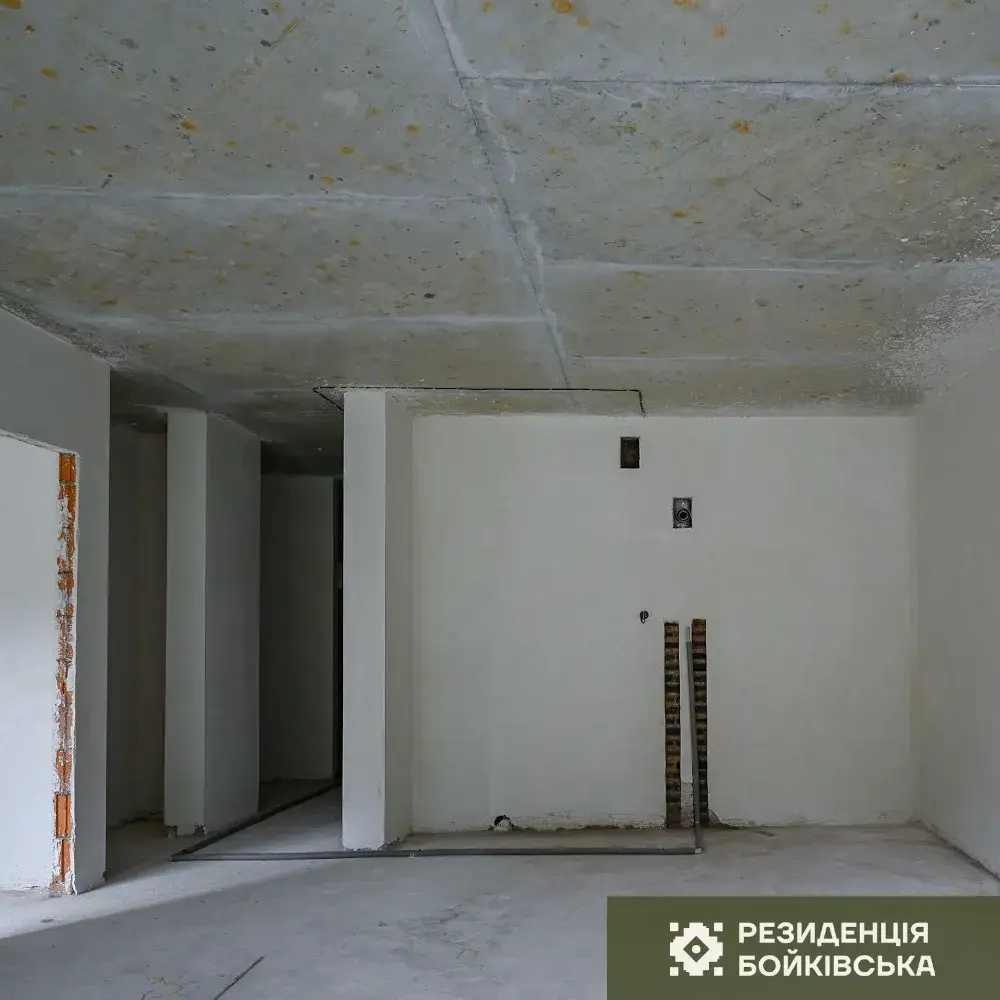 штукатурка стін (жовтень 2025)